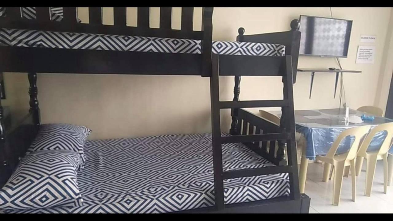 Rv3 Transient House Hotel Angeles Ngoại thất bức ảnh
