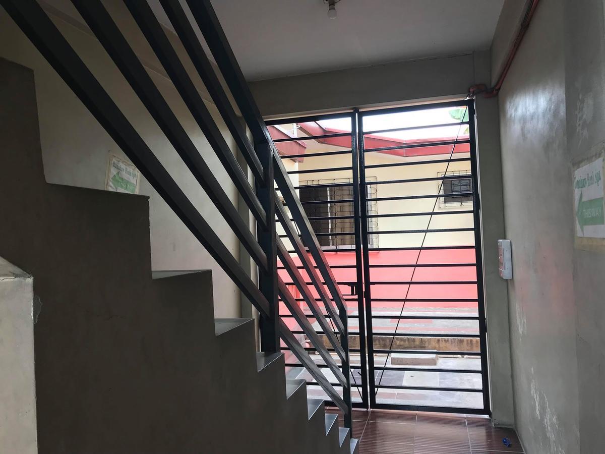 Rv3 Transient House Hotel Angeles Ngoại thất bức ảnh