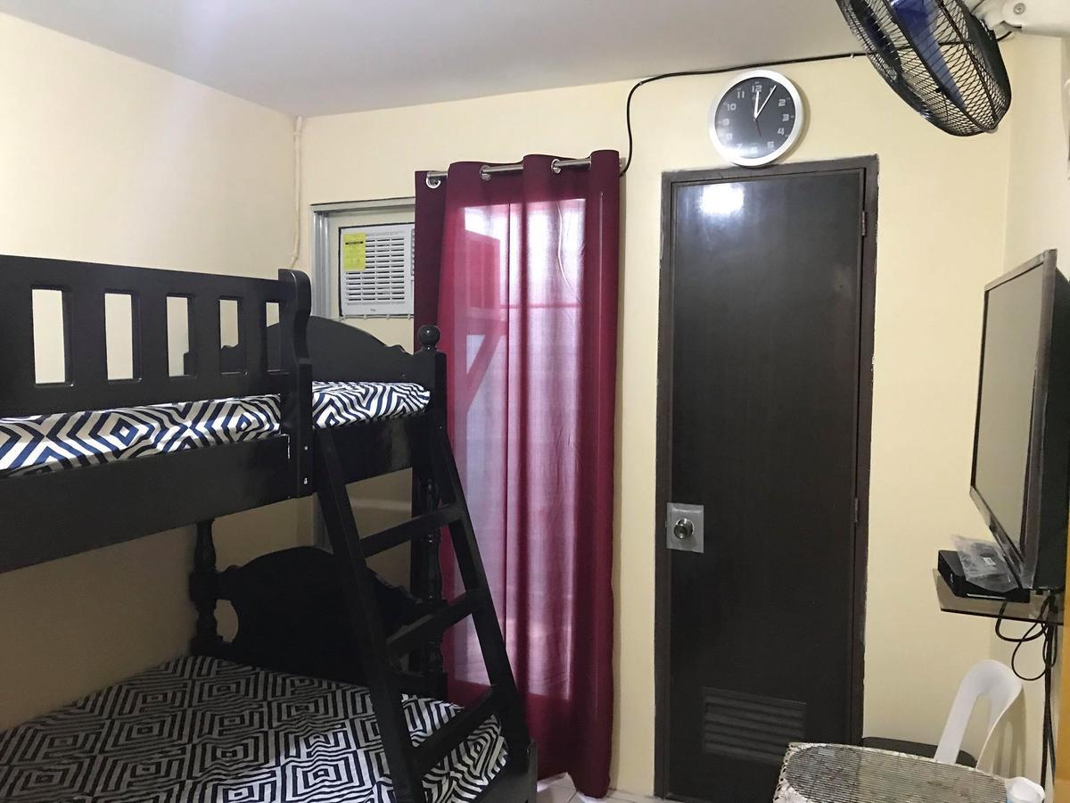Rv3 Transient House Hotel Angeles Ngoại thất bức ảnh