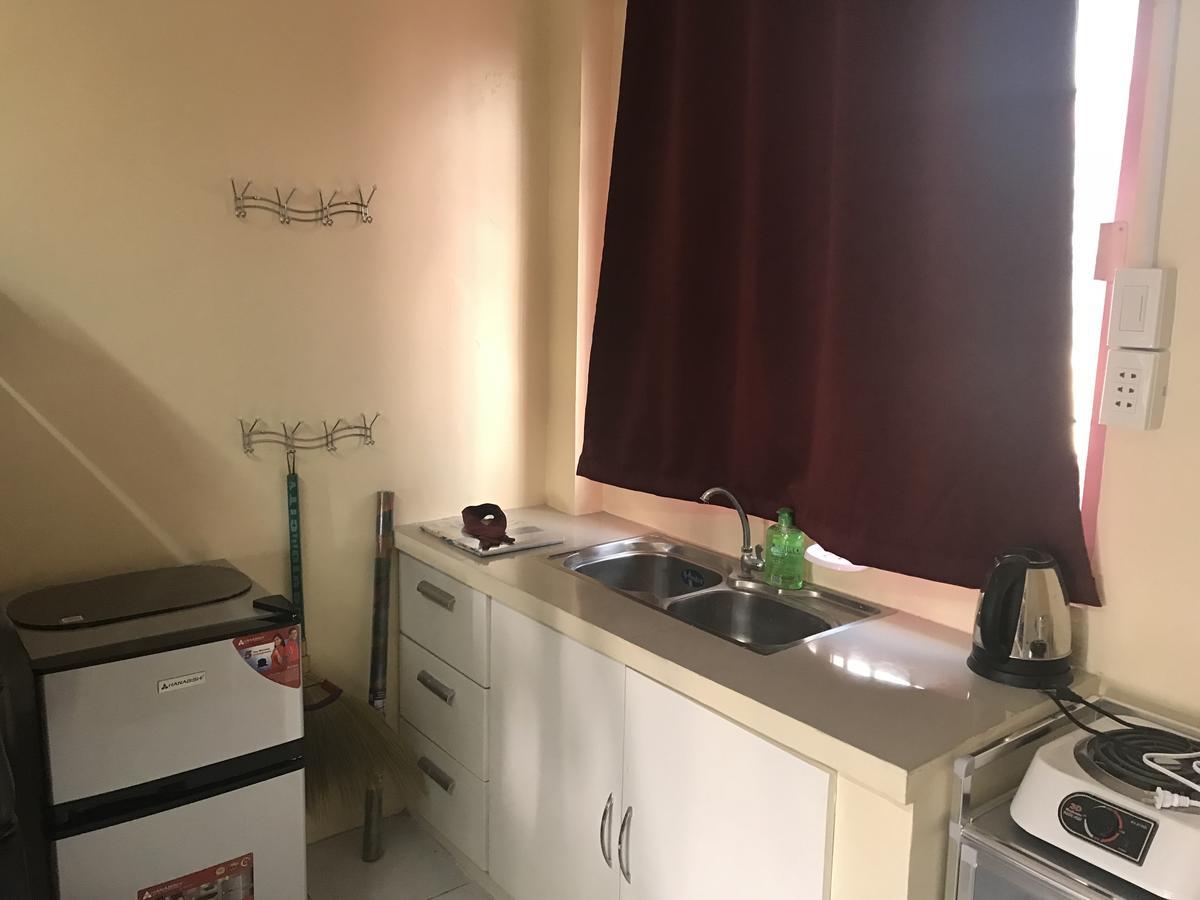 Rv3 Transient House Hotel Angeles Ngoại thất bức ảnh
